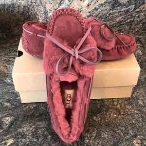 Women’s Ugg slippers